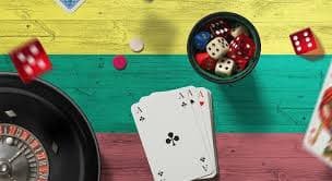 Dealer profesional live casino OIA89 streaming HD baccarat dan roulette